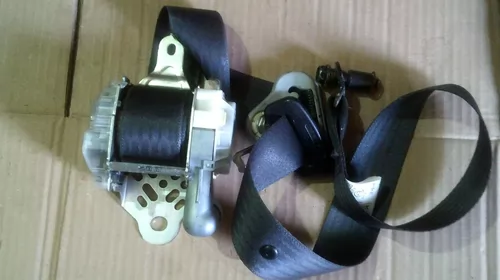 Centura de siguranta Fata Dreapta pentru Subaru Forester 3, cod 7R3010-P [1]