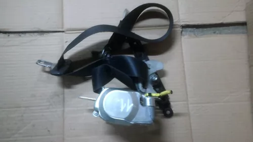 Elemente de interior - Centura de siguranta Fata Stanga pentru Toyota Corolla Verso AR10, cod 7P2140-P