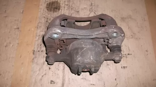Etrier Fata Dreapta pentru Kia Rio JB, motorizare 1.5 Diesel [1]