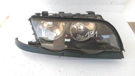 Far dreapta BMW Seria 3 E46, nonfacelift, cu ornament far, an 1998-2001 [1]