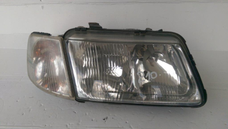 Far dreapta Audi A3 8L (8L1), cu semnalizare, 96303600, an 1996-2003 [1]