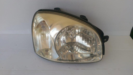 Far dreapta Hyundai Santa Fe 1, 92102-26XXX, an 2001-2006 [1]