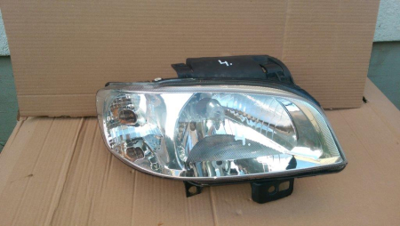 Faruri si stopuri - Far dreapta pentru Seat Cordoba , cod 205993B