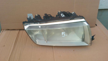 Elemente de caroserie - Far dreapta pentru Skoda Fabia 1, cod 246366