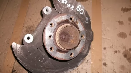 Directie si suspensie - Fuzeta Fata Stanga pentru BMW Seria 1 E87, Seria 3 E90 , E91 motorizare 2.0 Diesel, cod 6764443 , 3121-6764443-03