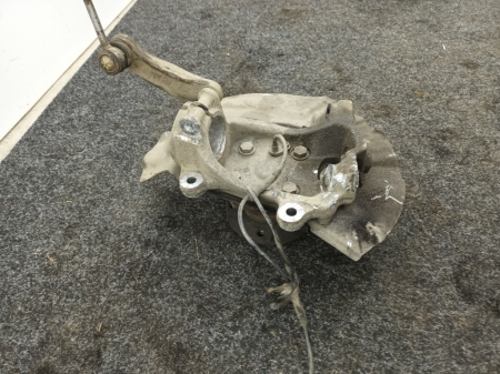 Directie si suspensie - Fuzeta Fata Stanga pentru BMW Seria 5 E60, motorizare 2.0 Diesel, cod 6760953