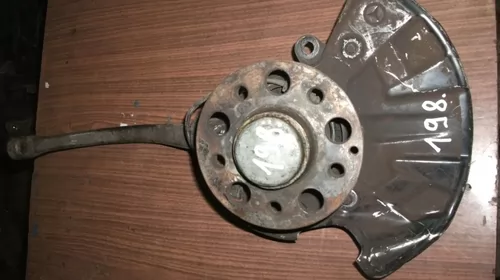 Directie si suspensie - Fuzeta Fata Stanga pentru Mercedes S-class W220, motorizare 3.2 Diesel