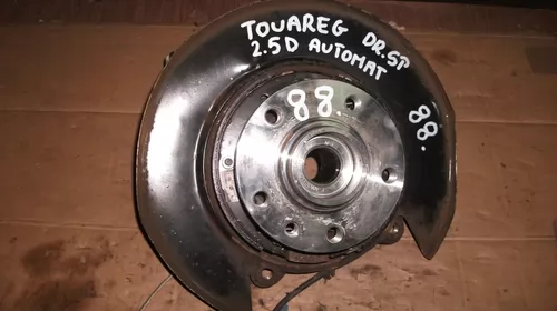 Directie si suspensie - Fuzeta Spate Dreapta pentru Volkswagen Touareg 7L, motorizare 2.5 Diesel, cod 7L6505436A