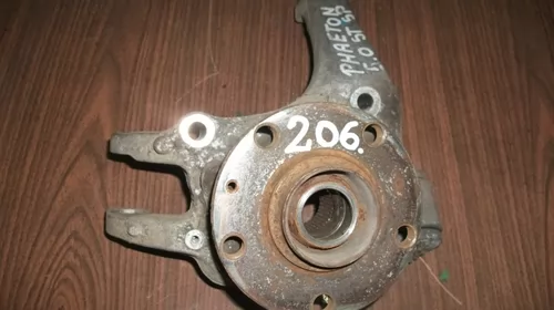 Directie si suspensie - Fuzeta Spate Stanga pentru Volkswagen Phaeton , motorizare 5.0 Diesel, cod 3D0615611A
