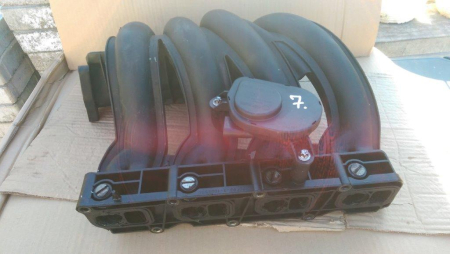 Galerie de admisie pentru Mercedes C-Class W203, motorizare 2.2 diesel, cod A61109037   ,   A6111500494 [1]