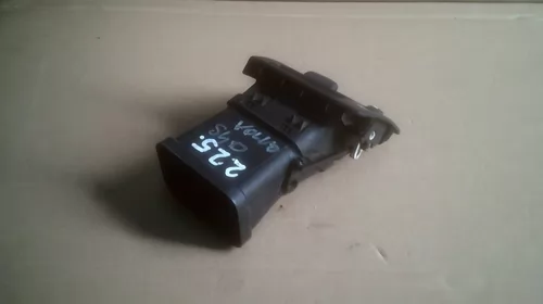 Grila aerisire  Fata Dreapta pentru Volvo V50 , cod 30715099 [1]