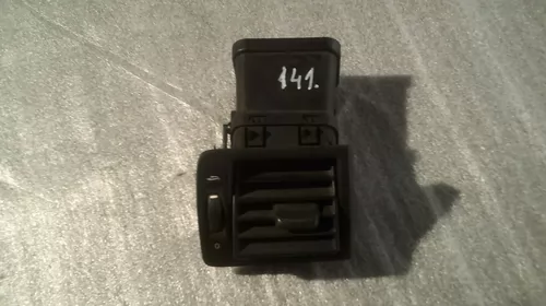 Plansa de bord si accesorii - Grila aerisire  Fata Stanga pentru Volvo V50 , cod Y01128