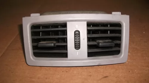Plansa de bord si accesorii - Grila aerisire  Spate pentru BMW Seria 5 E60, cod 7129556