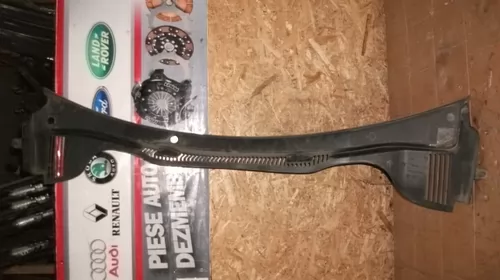 Grila Fata pentru Seat Ibiza 6J, cod 6J1853185 [1]