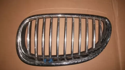 Grila - Grila pentru BMW Seria 5 E60