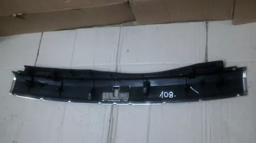 Grila Spate pentru Audi A6C6 , cod 4F9864483 [1]