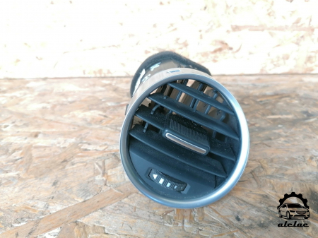 Plansa de bord si accesorii - Grila ventilatie dreapta Seat Exeo an 2008-2013, cod 3R0820902