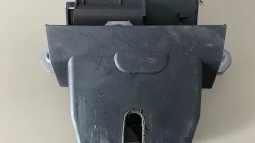 Incuietori - Incuietoare portbagaj Volvo V60 break an , cod 31335045