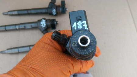 Injector Audi A4 B8, A5, 2.0tdi, 03L130277J, 0445110369B, an 2008-2016 [3]