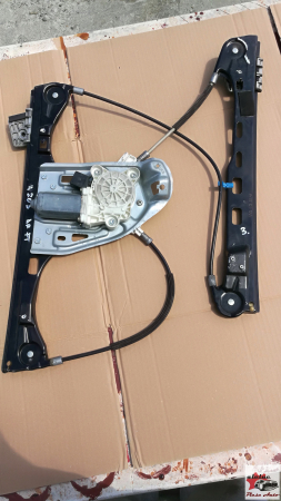Macara geam - Macara geam  + motoras dreapta fata Mercedes C Class W203 an 2000-2007, cod A2037203046