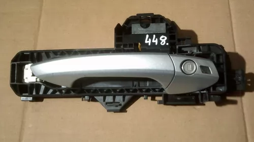 Bandouri si ornamente exterioare - Maner usa Fata Dreapta pentru Mercedes C-class W204, cod A2047600634