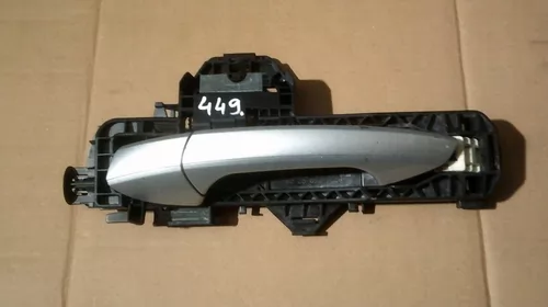 Bandouri si ornamente exterioare - Maner usa Fata Stanga pentru Mercedes C-class W204, cod A2047600170