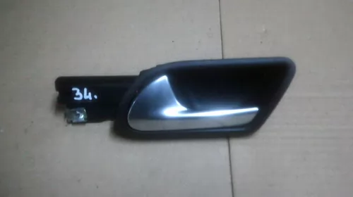 Alte accesorii de interior - Maner usa Fata Stanga pentru Volkswagen Golf 5, cod 1K2837113