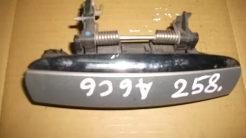 Maner usa Spate Dreapta pentru Audi A6C6 , cod 4F0837886