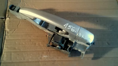 Bandouri si ornamente exterioare - Maner usa Spate Dreapta pentru Peugeot 308 I, cod 9680168580