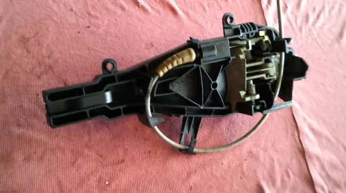 Maner usa Spate Stanga pentru BMW Seria 3 E90 [1]
