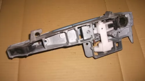 Maner usa Spate Stanga pentru Peugeot 407 , cod 9653401680 [1]
