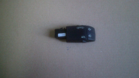 Manete semnalizare si stergatoare - Manete pentru Renault Clio 2, cod 8200058695