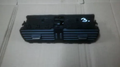 Plansa de bord si accesorii - Grila aer, gura ventilatie bord centrala pentru Audi A4B8 , cod 8T2820951B
