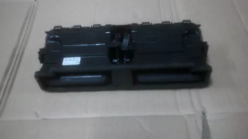 Grila aer, gura ventilatie bord centrala pentru Audi A4B8 , cod 8T2820951B [1]
