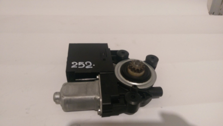 Motoras macara spate stanga pentru Volvo S40 I, cod 31264189AA   ,   973626-104 [1]