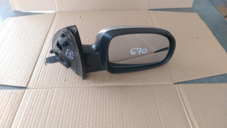 Oglinda exterioara - Oglinda laterala dreapta pentru Opel Corsa C, cod E1010676