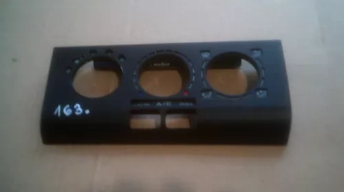 Alte accesorii de interior - Ornament Fata Centrala pentru Volkswagen Passat B6, cod 357820075