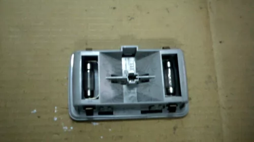 Plafoniera Spate pentru Audi A6C6 , cod 4L0947123 [1]