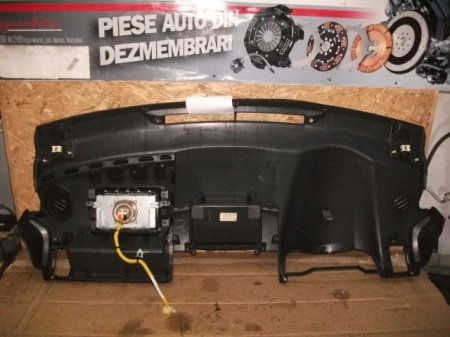 Elemente de interior - Plansa bord FARA KIT AIRBAG !!!Toyota Corolla Verso AR10 an de fabricatie 2004 - 2009 cod 55302-0F010