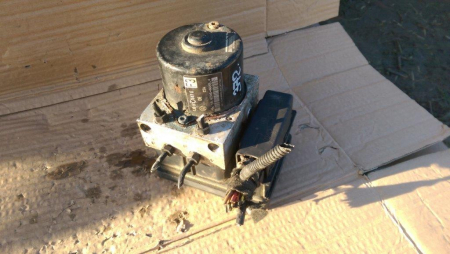 Pompa ABS VW Golf 4, 1C0907379E, 1J0614517E, an 1997-2007 [2]