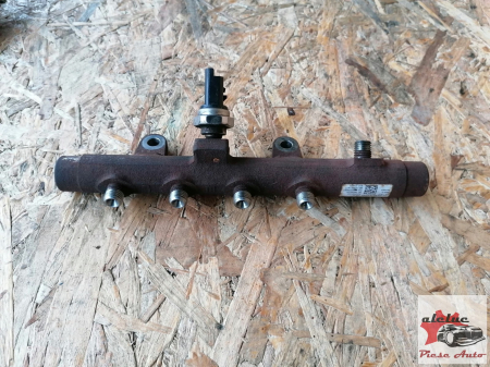 Motoare si anexe - Rampa injectie Renault Laguna 3 1.5 diesel an 2007-2015, cod 8200815617 , 5WS40208