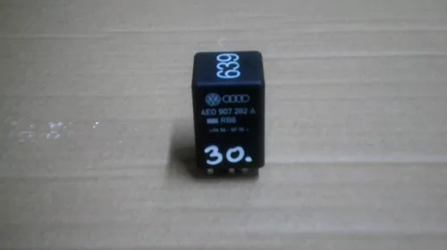 Lumini auto - Releu pentru Audi A6C6 , motorizare 3.0 Diesel, cod 4E0907282A