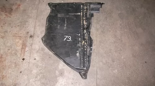 Bandouri si ornamente exterioare - Scut pentru BMW Seria 3 E46, motorizare 2.0 Diesel, cod 7039443