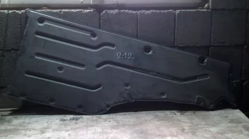 Bandouri si ornamente exterioare - Scut pentru BMW Seria 7 E65, motorizare 3.0 Diesel, cod 51717020534