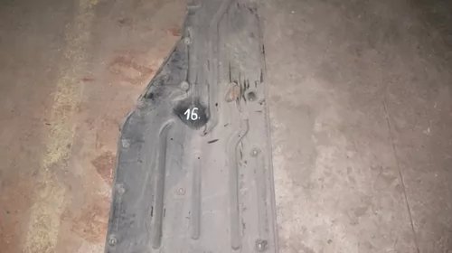 Scut pentru BMW Seria 7 E65, motorizare 3.0 Diesel, cod 7020533 [1]