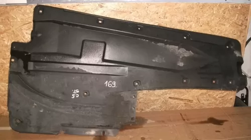 Bandouri si ornamente exterioare - Scut pentru Citroen C5 III, motorizare 2.2 Diesel, cod 9644735780