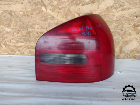 Faruri si stopuri - Stop dreapta Audi A3 8L hatchback an 1996 - 2003 cod 8L0945096A