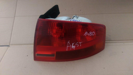 Faruri si stopuri - Stop dreapta pentru Audi A4 B7, Sedan, cod 8E5945096