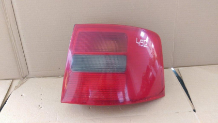 Stop dreapta Audi A6 C5, combi, 4B9945096, an 1997-2004 [1]