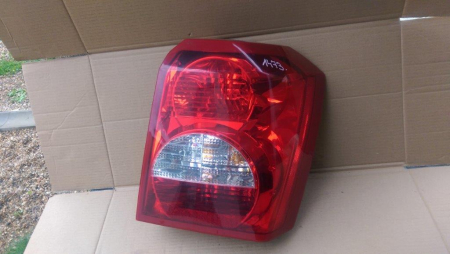 Faruri si stopuri - Stop dreapta pentru Dodge Caliber , cod 05303752AF